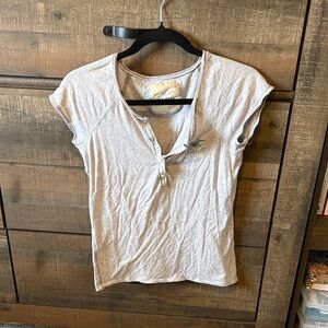Hollister Light Gray Short Sleeve Tee